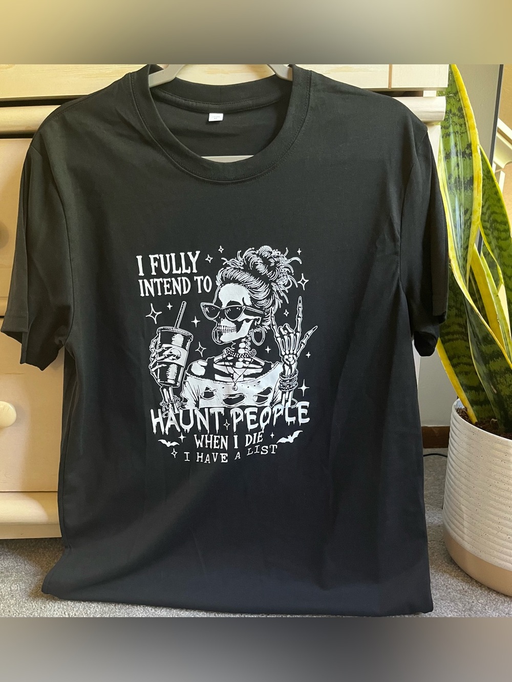New! Halloween Graphic T-Shirt “Haunt People When I Die” Medium